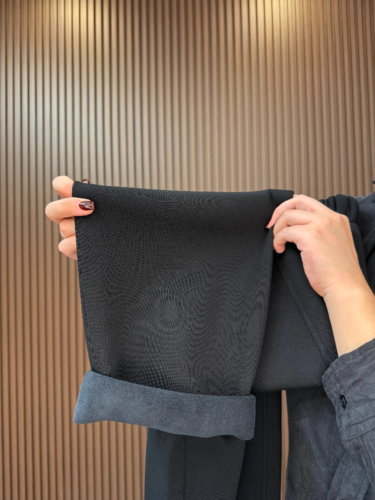 خريف شتاء جديد غير رسمي مع سراويل هارين قطيفة وسميكة فضفاضة وتنحيف تسعة سراويل مقصوصة للسيدات سراويل بسيطة على الموضة