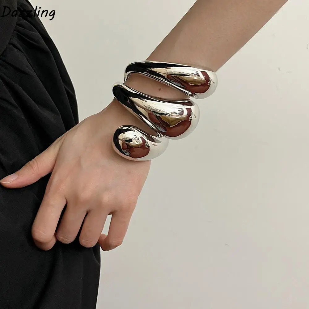 

Vintage Geometric Smooth Bracelet Exaggerated Multilayered Spiral Water Droplet Bracelet Punk Jewelry Metal Heavy Cuff Bangle