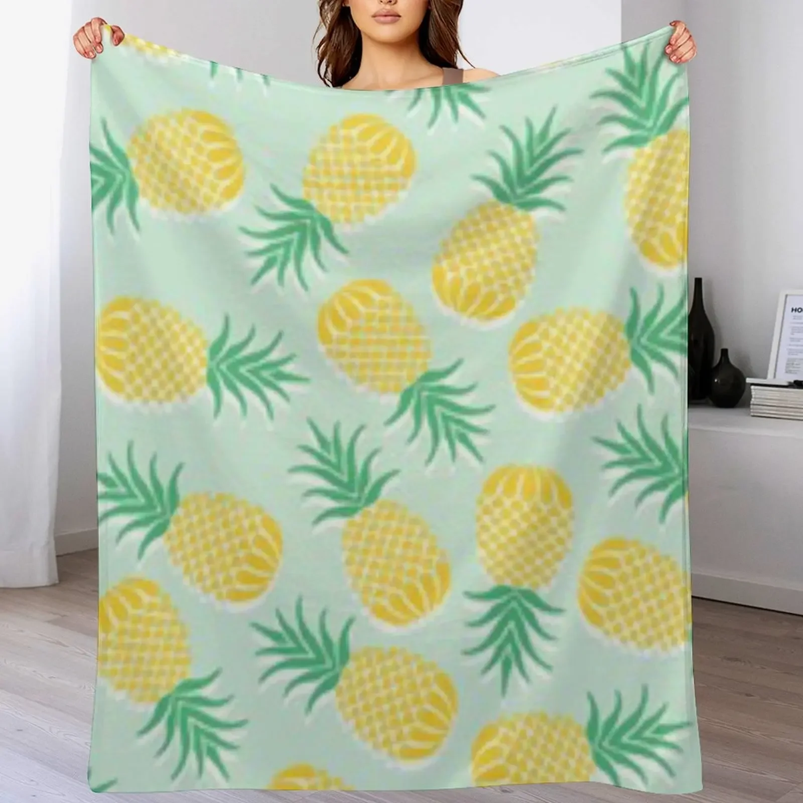 

Pinapple pattern design work Throw Blanket Fade Resistant Durable Throw Blanket
