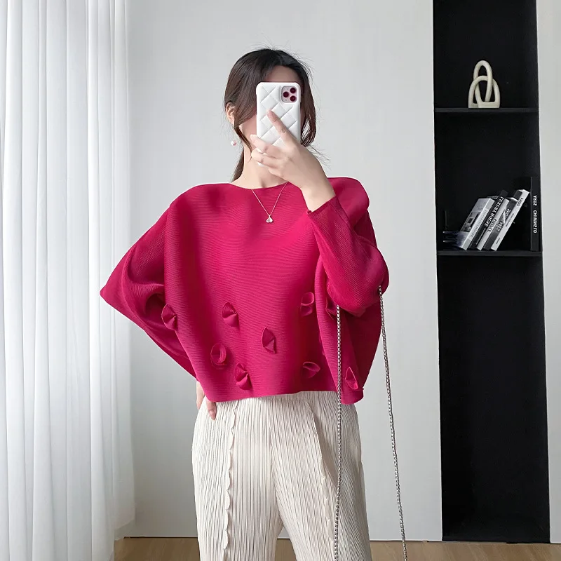 Miyake Style Casual T-shirt Women's Spring 2023 New Large Size Loose Fashion Sticker Three-Dimensional Flower Peplum Tops Women