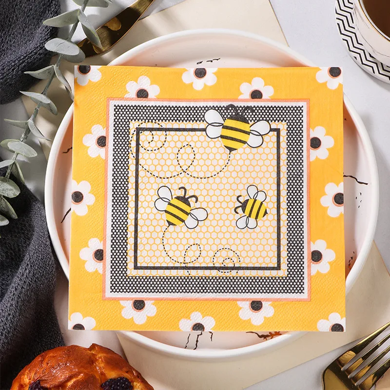 20Pcs/Pack 33x33cm Cartoon Bee Printed Dinner Napkin Paper Restaurant Party Festival Decoration Supplies