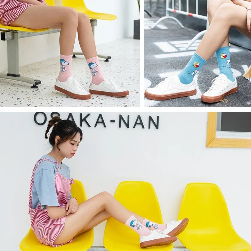 

Snoopy Socks Anime Cotton Socks Breathable Autumn Winter Women Soft Mid-tube Cartoon Casual Sports Sweat Sweat Absorbent Sock