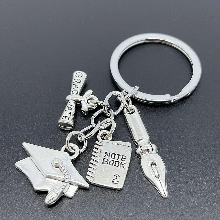 2024 Graduation Ceremony Keychain Graduation Certificate Graduation Souvenir Bachelor Hat Class Badge Keychain