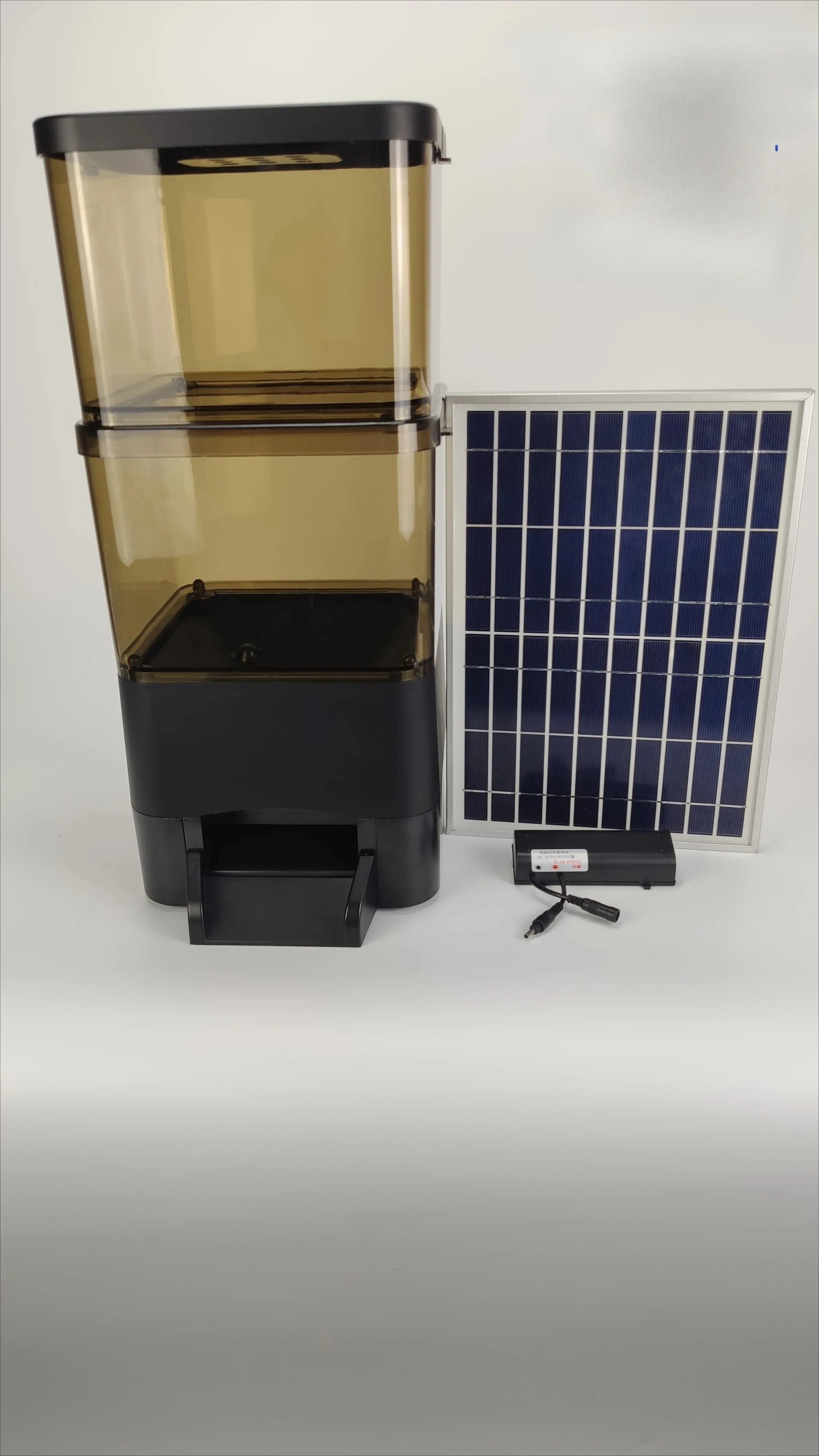 

Solar Panel Fish Feeder China Manufacturer Wholesale New Automatic Pet Feeder