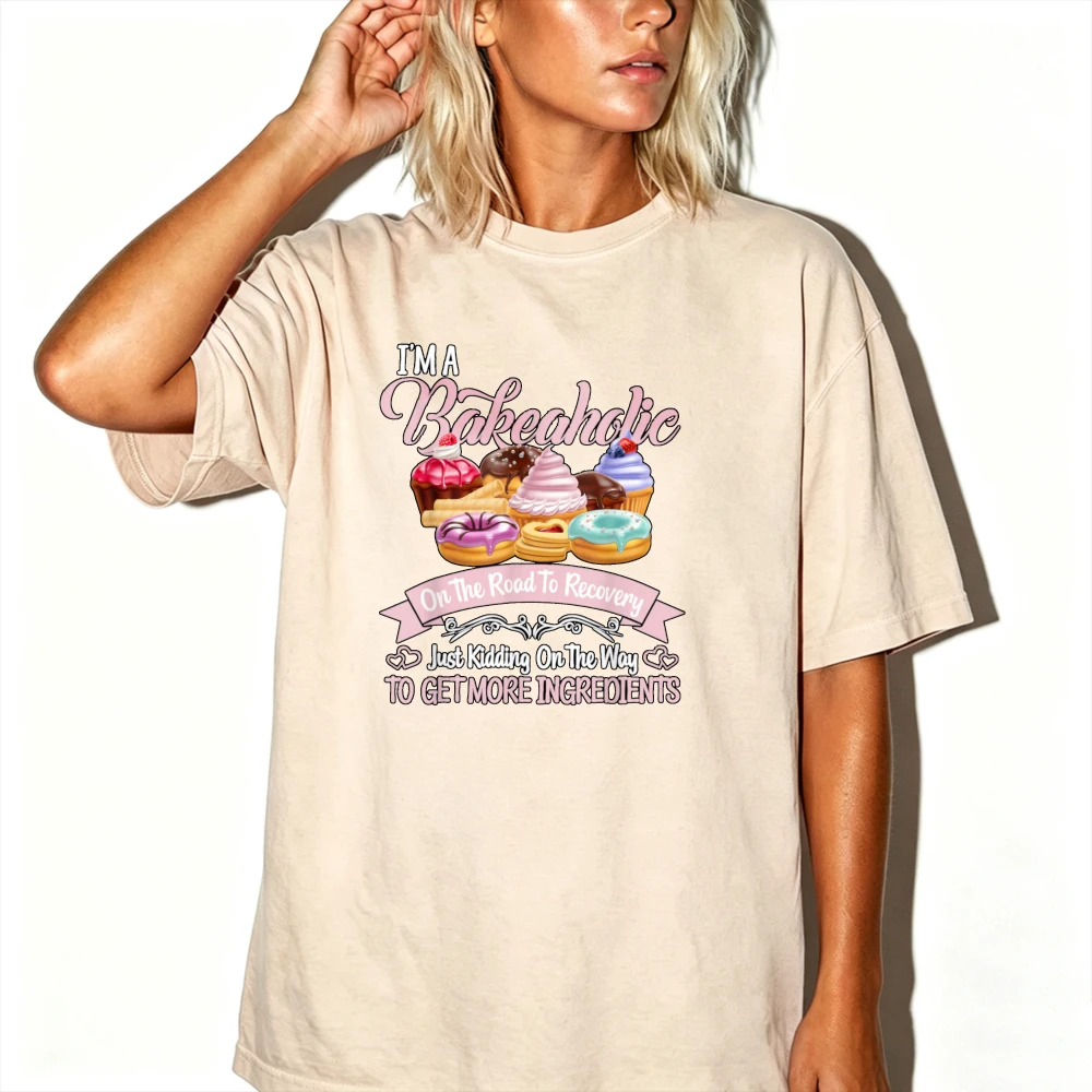 I'm A Bakeaholic Cupcake Donut Pastry Funny Letter T-Shirt Baking Lover Dessert Cartoon  Crewneck Short Sleeve Baker Gift Tees