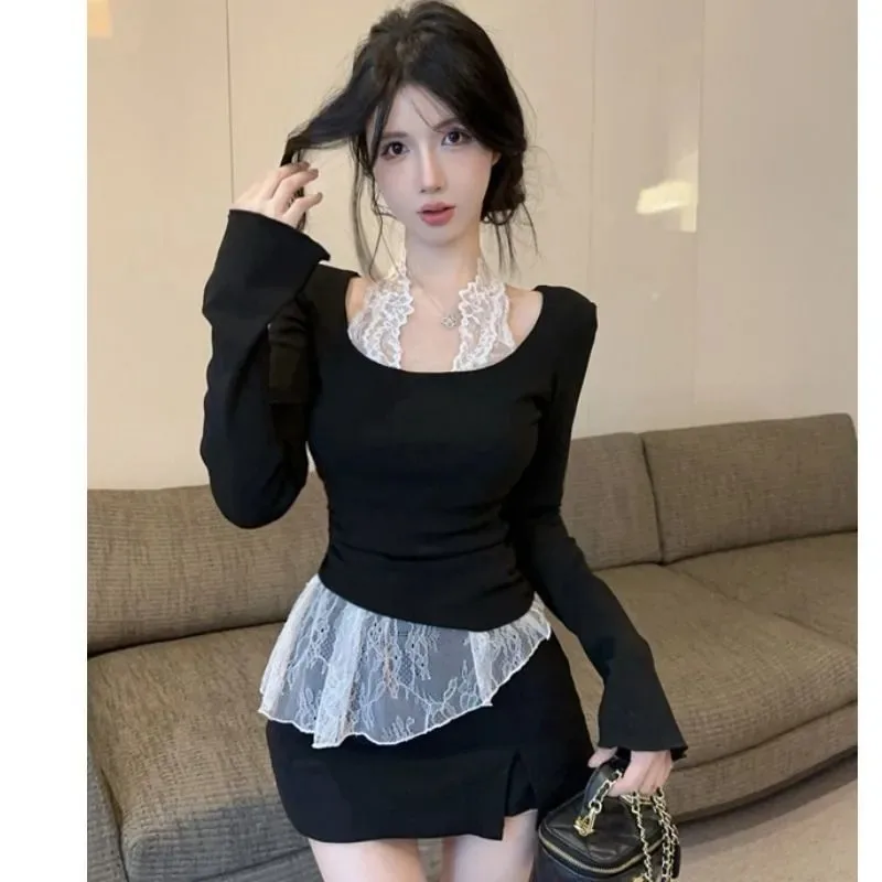 Lace Splicing Suspender Halterneck Fake Two-piece Long-sleeved T-shirt for Women with Slim Design Tees Unique and Beautiful Top