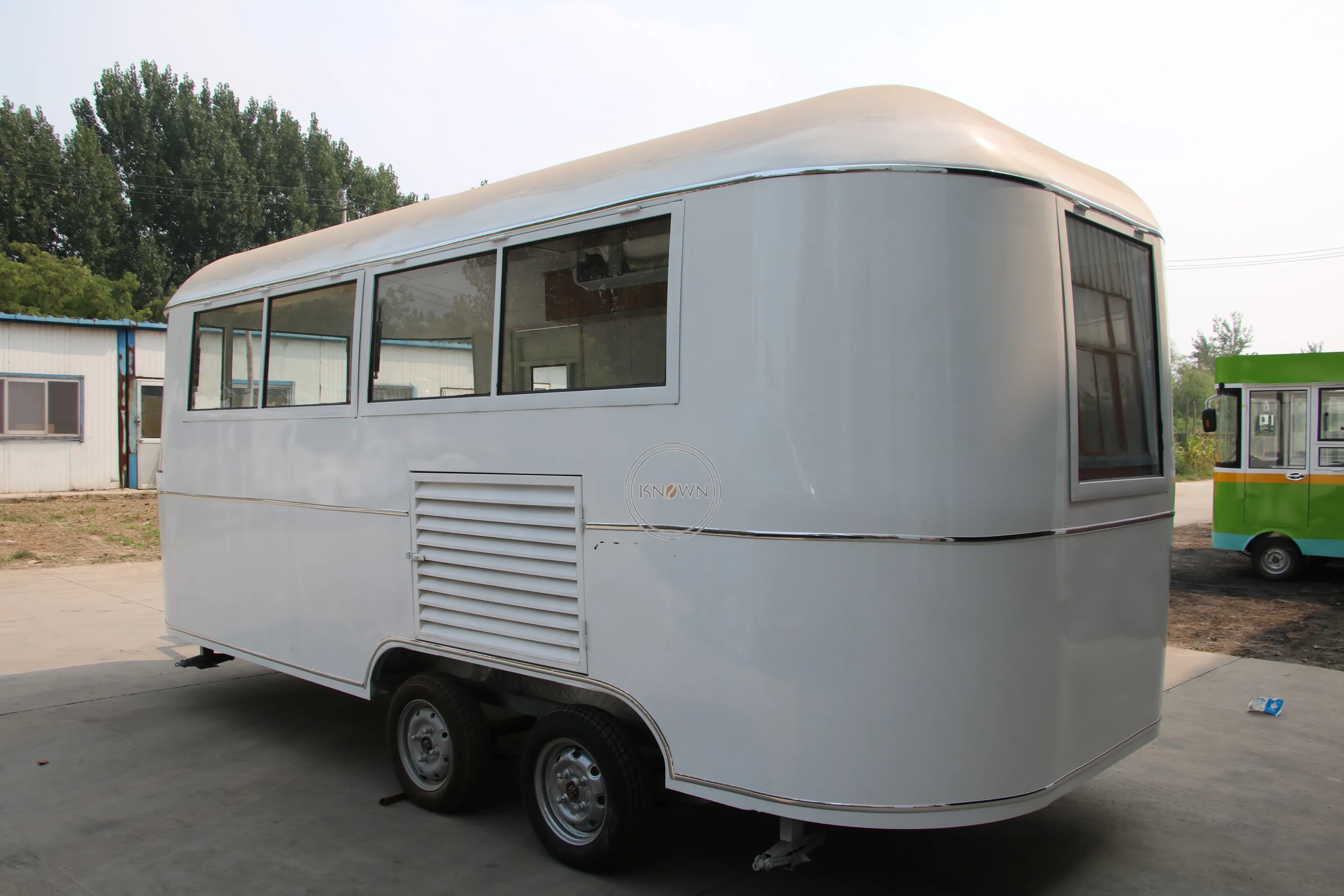 عربة طعام متنقلة بطول 5 أمتار مع شاحنات طعام مخصصة لمتجر الوجبات الخفيفة في الشوارع للبيع