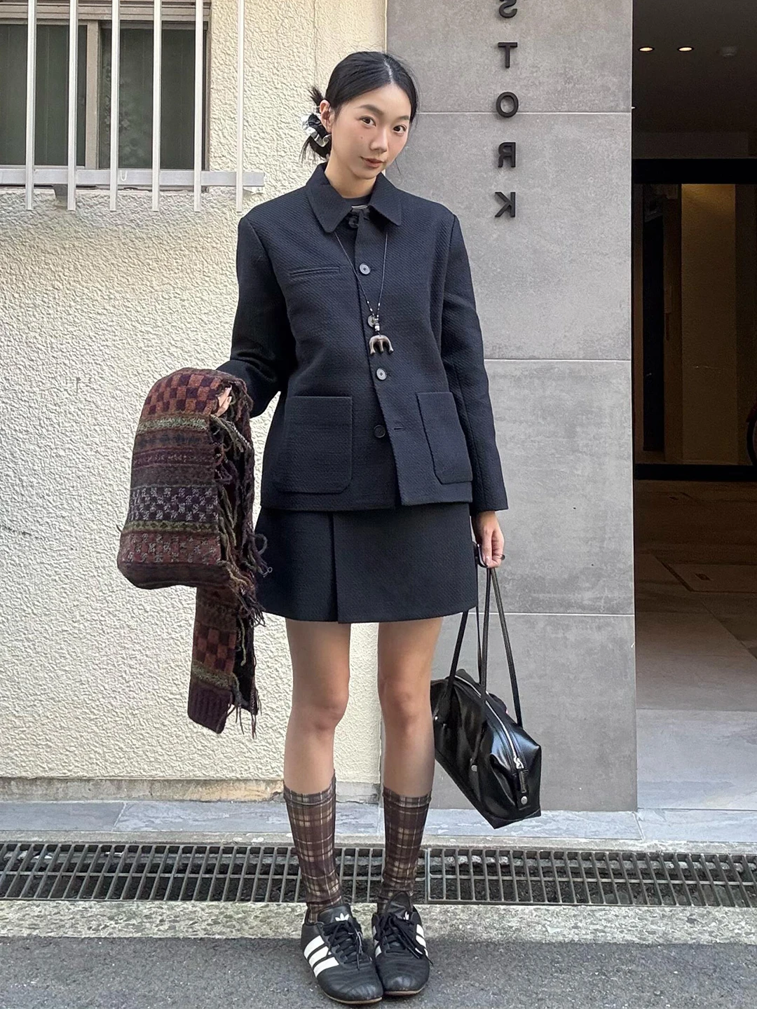 Retro Miss Chinatown Casual Suit Set Women's Autumn High-End Feelings Shoulder Texture Outerwear Short Skirt Two-Piece Set
