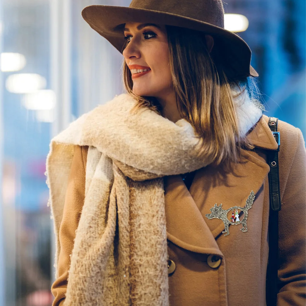 

2pcs Hollow Wolf Brooch Vintage Zinc Alloy Pin For Women Men Retro Animal Jewelry Accessory Decorative Lapel Badge Gift