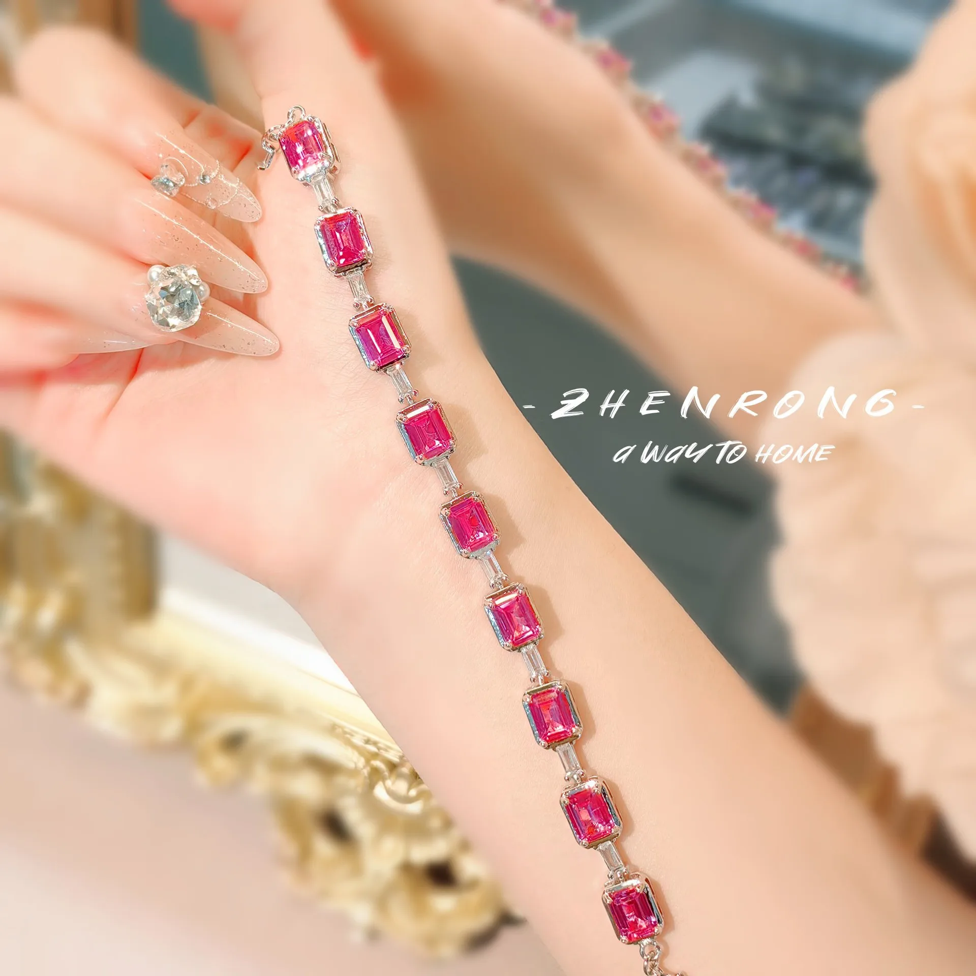 

Artdeco Design Red Corundum Gemstone Bracelets Silver Color Bracelet Chain For Women Party Birthday Jewelry Mother's Day Gifts