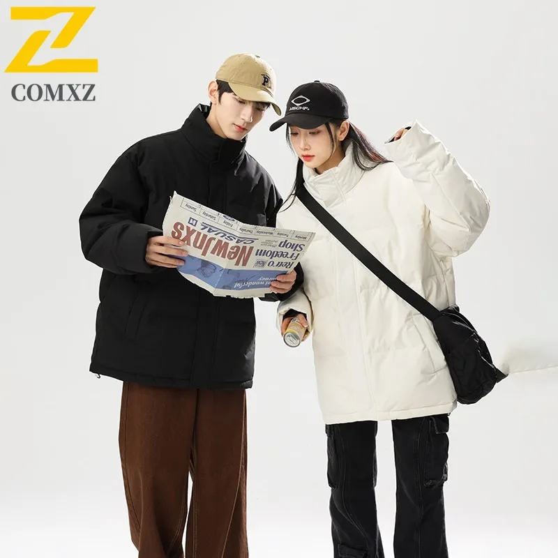 COMXZ الشتاء سترة 2025 العصرية الكورية بلون الدافئة التزلج سترة منفوخة الشارع فضفاض مريح أسفل سترة ملابس للرجال