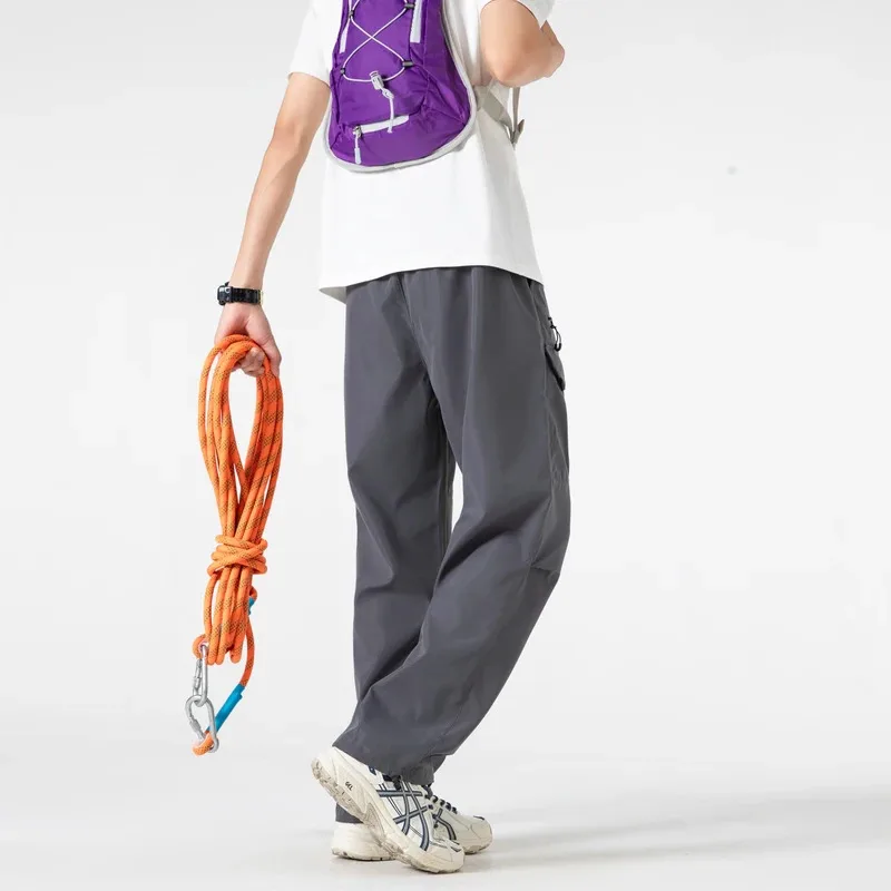 

Новая осенняя коллекция мужских свободных брюк прямого кроя 2025 года, тренд для занятий спортом на открытом воздухе.