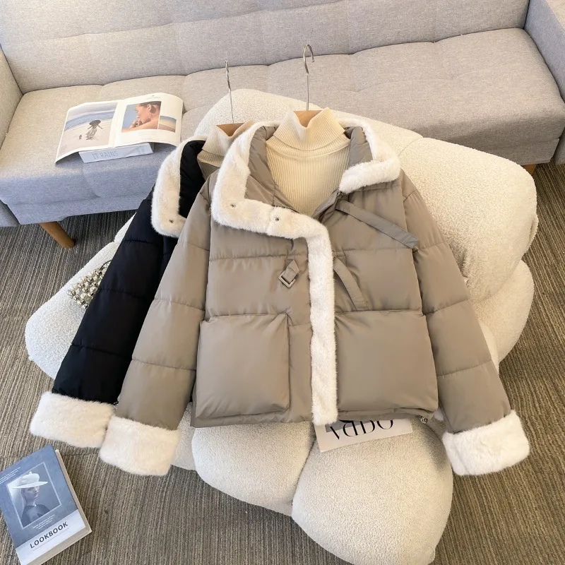 

European Fashion Short Collar Raw Edge Splicing Cotton-padded Jacket Women's Winter Fashion Warm Cotton-padded Jacket in 2025