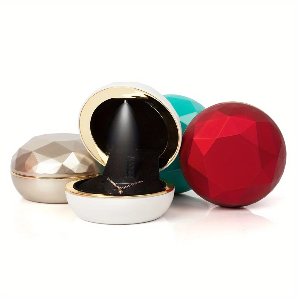 Creative Ring Box Luxury Round LED Light Jewelry Box Proposal Confession Ring Box LED Light Earring Pendant Storage Gift Boxes