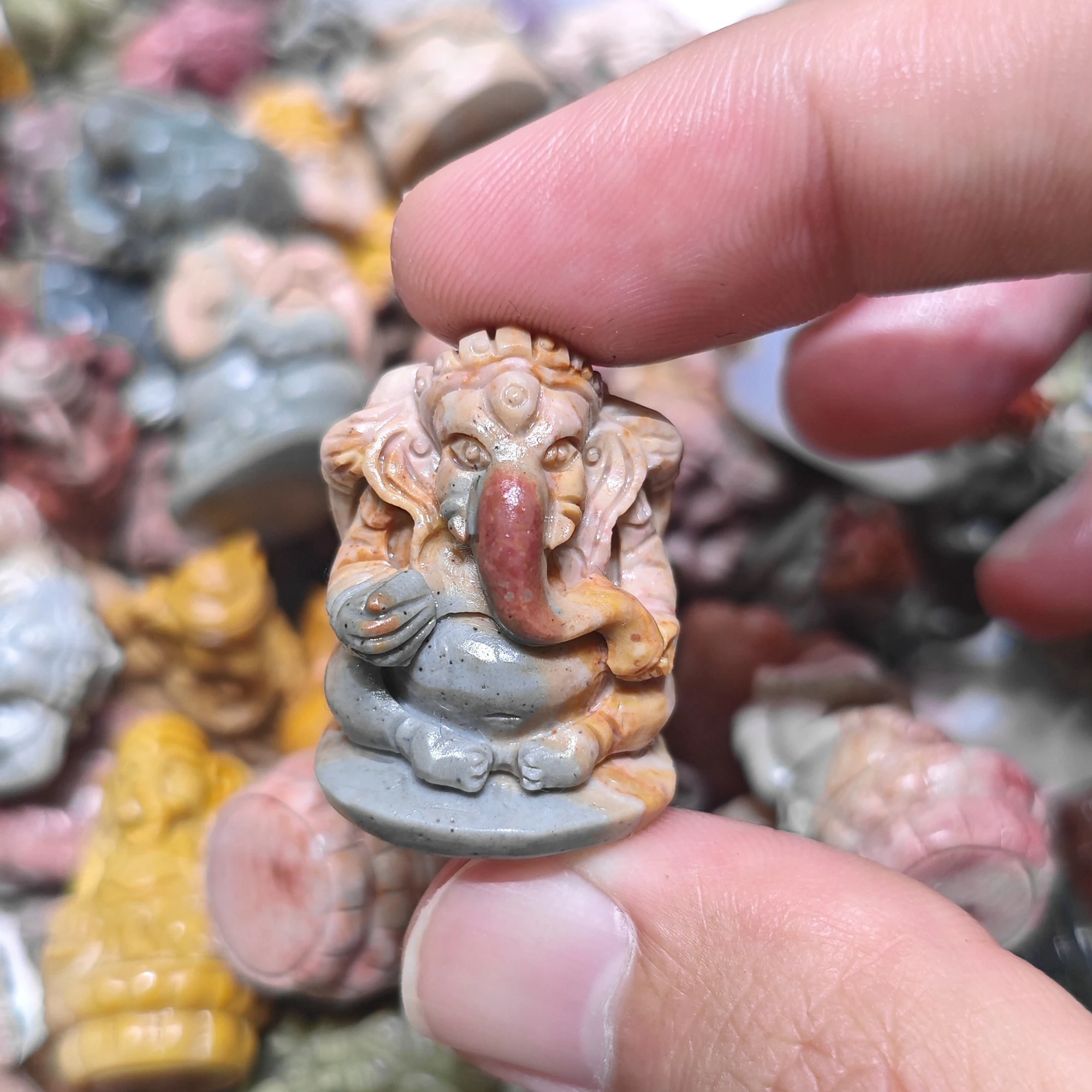 Natuurlijke Alashan Agaat Olifant God Ganesha Beeldje Gegraveerd Kristal Edelsteen Figuur Zaksteen Esthetisch Cadeau Decoratie