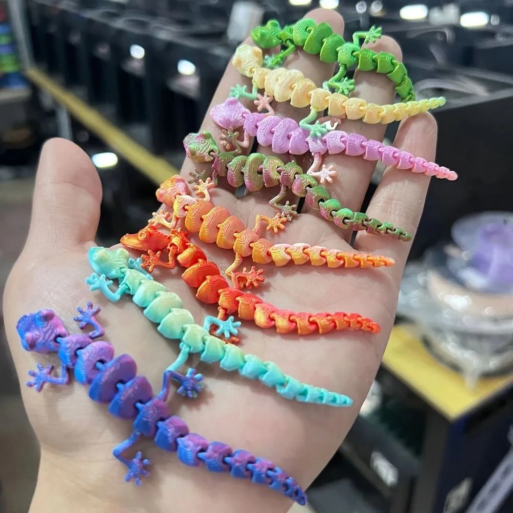 20Pcs Creative 3D Printed Gecko Model Lifelike Simulation Simulation Lizard Model Rotatable Articulated 3D Printed Lizard