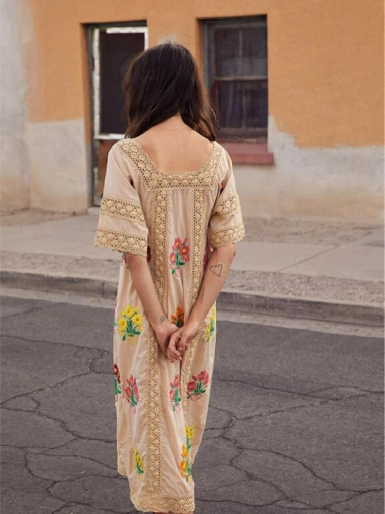 Abito lungo Boho floreale ricamato con scollo quadrato in pizzo all'uncinetto scollato Abito lungo estivo da donna per le vacanze al mare