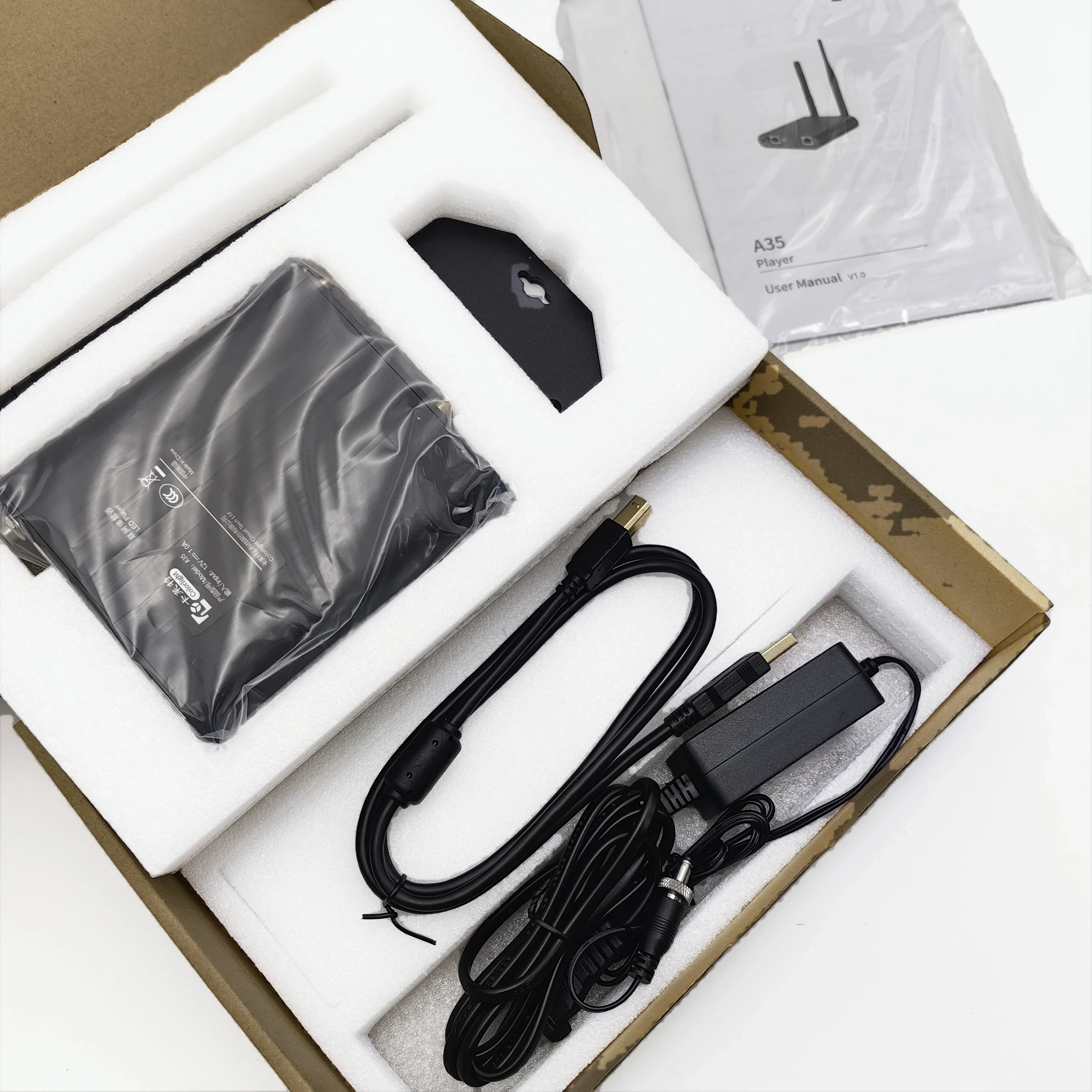 مشغل شبكات سحابي Colorlight A35، شاشة LED لإدارة الشاشة، إدارة العنقودية السحابية