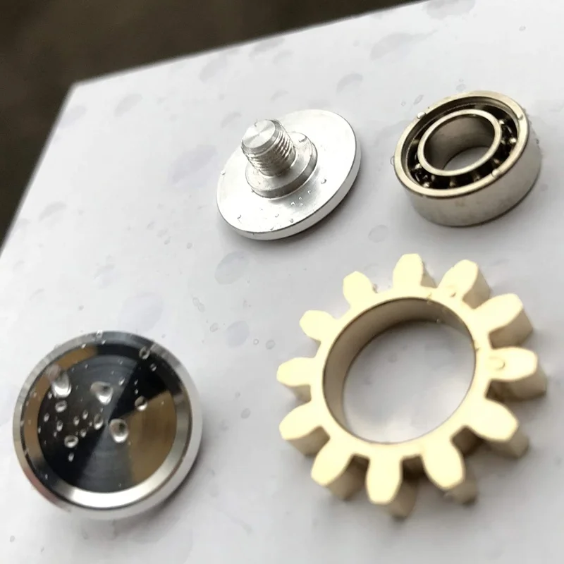 Mini giroscopio de engranaje de Metal para niños, juguete Fidget Spinner para aliviar el estrés, regalo para adultos, giroscopio negro plateado para niños, juguetes de mano antiestrés G