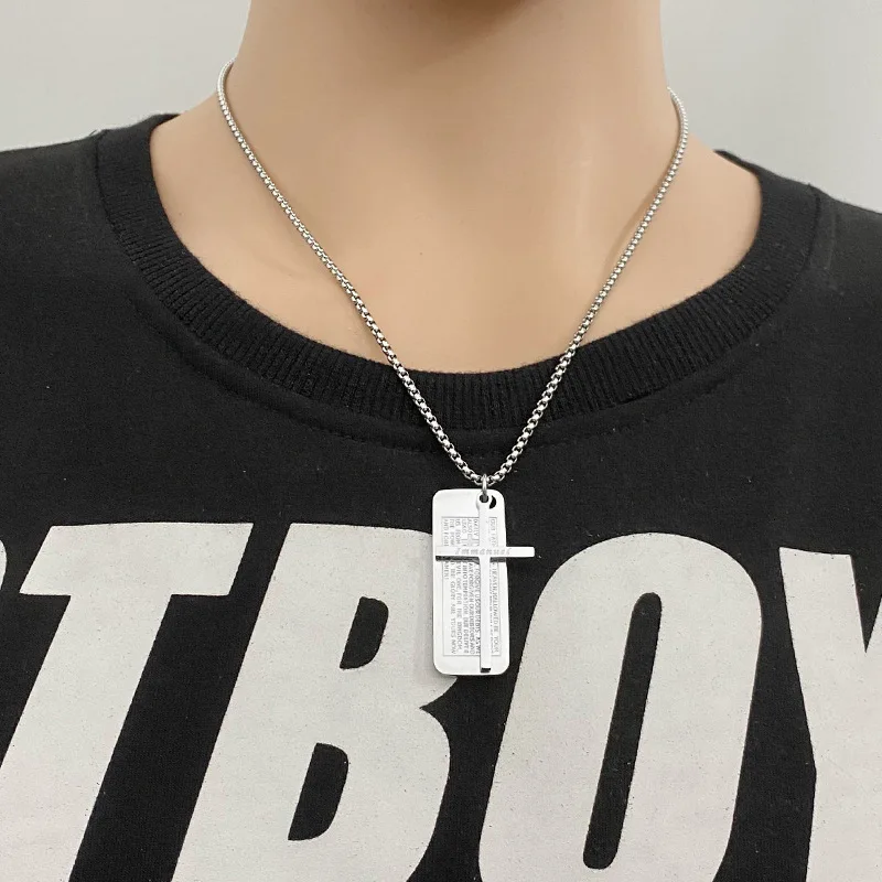 العسكرية نمط شارات كلاب الصليب قلادة الفولاذ المقاوم للصدأ قلادة المسيحية الرب الصلاة الكتاب المقدس الآية للرجال النساء المختنق Charm