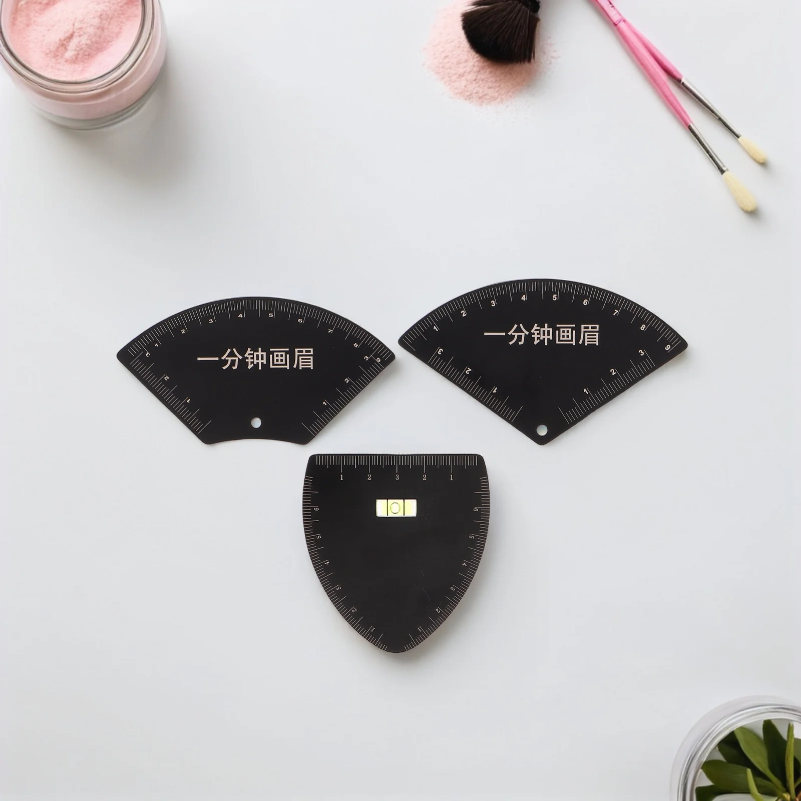 3pcs Wenkbrauwstencil Kit Voor Vrouwen Precisie Brow Mapping Tool Herbruikbare V Fan Half-Fan Sjablonen Wenkbrauw Vormgeven gereedschap Make-up
