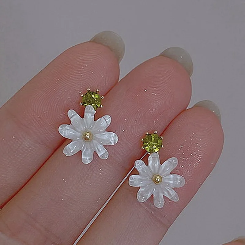 Frühling neue süße Gänseblümchen Blume Ohr stecker für Frauen süße Muschel Emaille versilbert Ohrringe koreanischen Temperament Schmuck – Detail 14