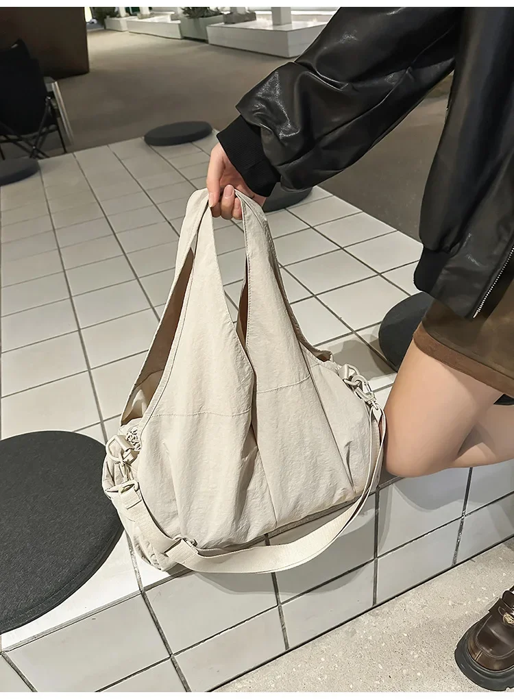 Damentaschen, Nischentaschen, leichte, großvolumige Nylontaschen, vielseitige leichte Umhängetaschen, lässige Messenger-Taschen – Detail 19