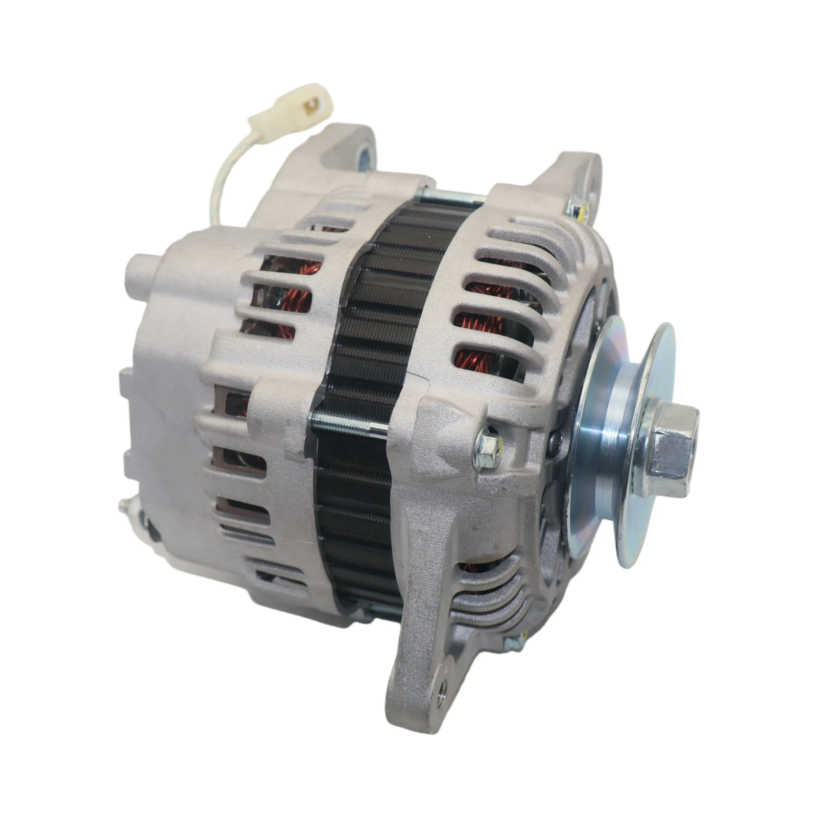 Alternador de 12V 50A 114219 para motor de tractores Daedong Kioti DK35 DK40 DK65 DK65S