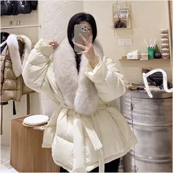 Winter White Down Jacket 2024 Female Short Korean Fashion New Large Luxury Fox Fur Elegant Coat with Belt Windproof Warm Parkas