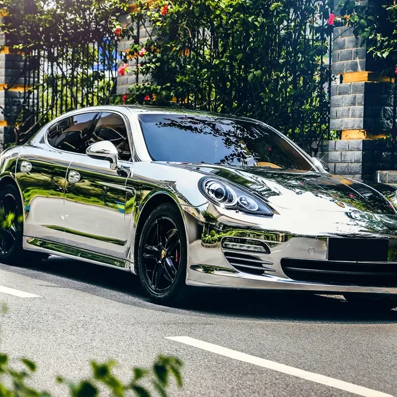 ฟิล์มไวนิลเคลือบเงินแบบยืดหยุ่น เคลือบโครเมียมแบบกระจก สำหรับหุ้มรถยนต์ ไม่มีฟองอากาศ ขนาด: 1.52*18 เมตร/ม้วน (5 ฟุต X 59 ฟุต)