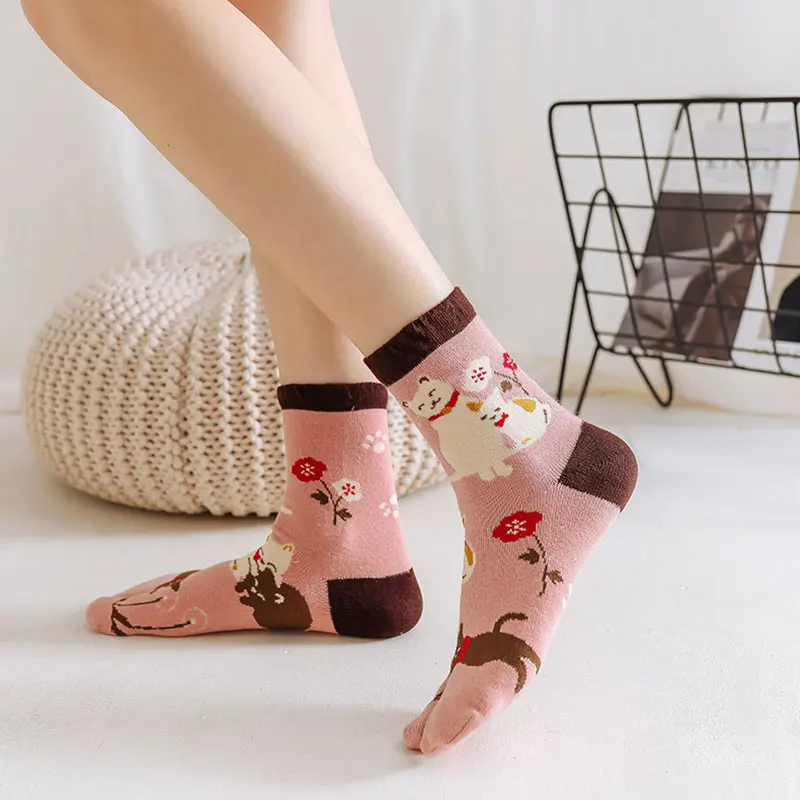 Japanese Style Fashion Cute Cartoon Cat Middle Tube Two Toe Socks For Men Women Cotton Flip Flop Tabi Socks Split Toe Socks