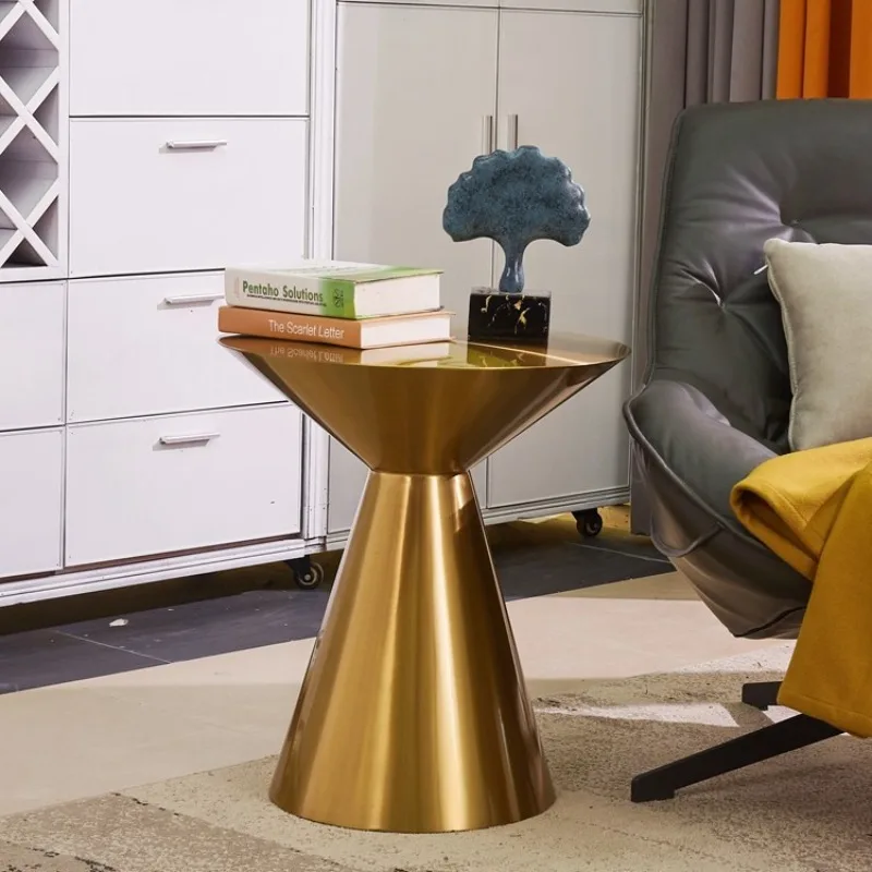 

Light luxury round modern simple small round table, small apartment living room sofa edge high-end fashion stainless steel corne