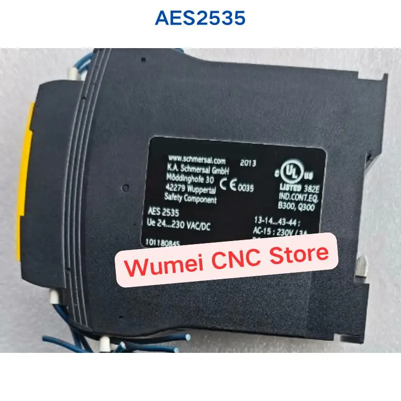 

Second-hand test OK safety relay AES2535/AES2535 1 piece