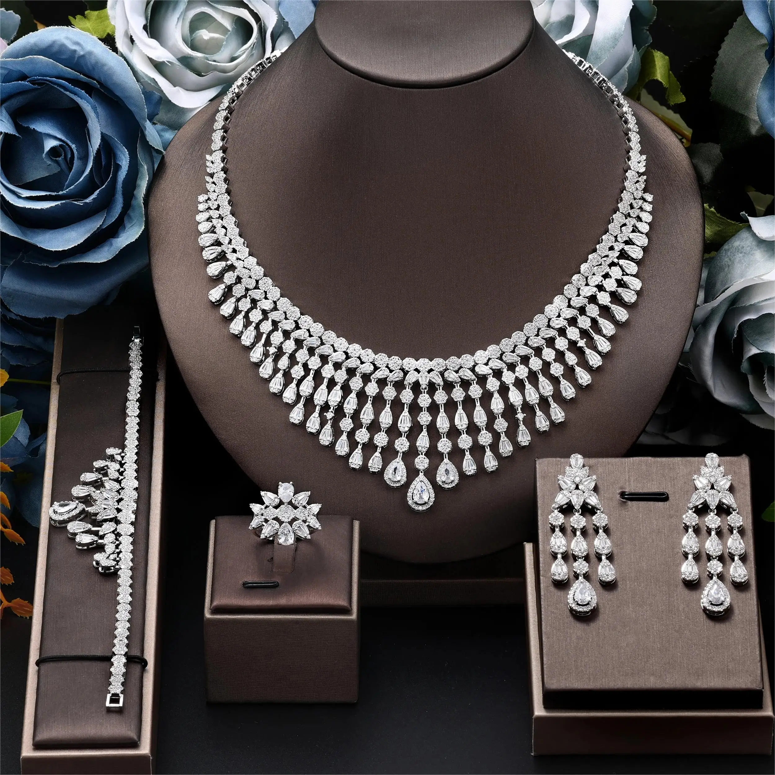 

2024 New Dubai Nigeria Africa 4-piece Set Women's Cubic zirconia Jewelry Set Bridal Wedding Party Luxury CZ Crystal Jewelry Set