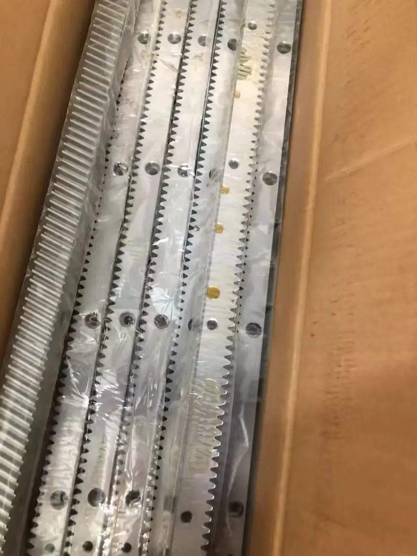The reducer uses a gear rack  BAK007