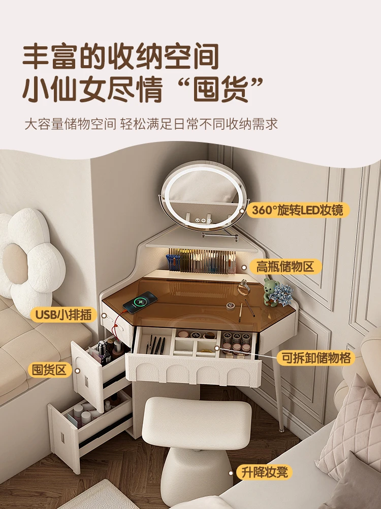 French Cream Style …