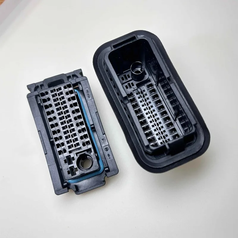 2PCS 48 holes, model, door edge male and female plug shell, sheath