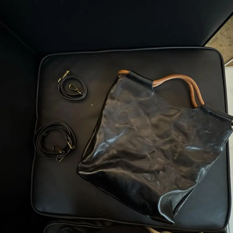 

American-style Vintage Vegetable-tanned First-layer Cowhide Handbag Bags Pleated Hand-gripped Pattern Large-capacity Women's Bag