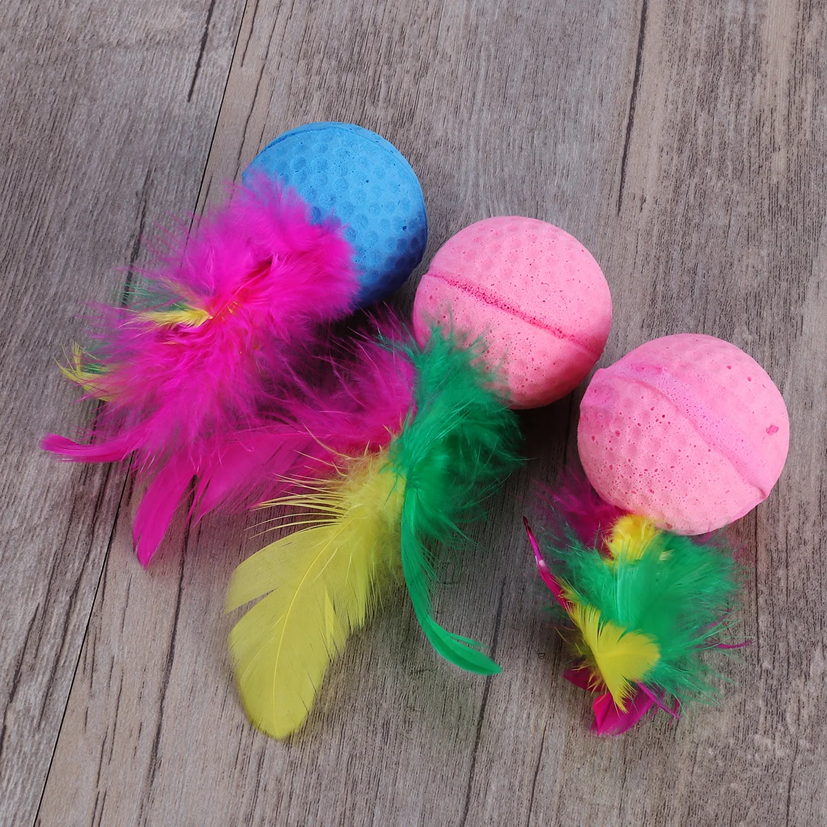 

3Pcs Latex Foam Tail Cat Balls Stimulate Instinct Curiosity Healthy Fun Sponge Balls for Cats Kittens Ball Toys for Cat