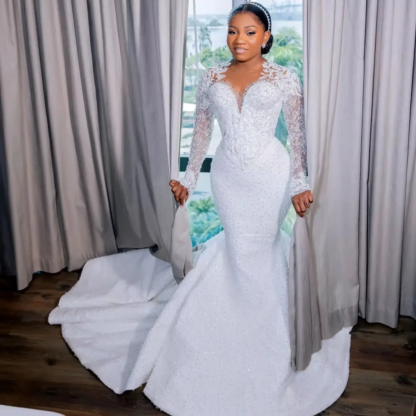 Luxuriöse südafrikanische Hochzeitskleider, Meerjungfrauenstil, lange Ärmel, Spitze, Perlen, Brautkleider für schwarze Frauen, maßgeschneidert.