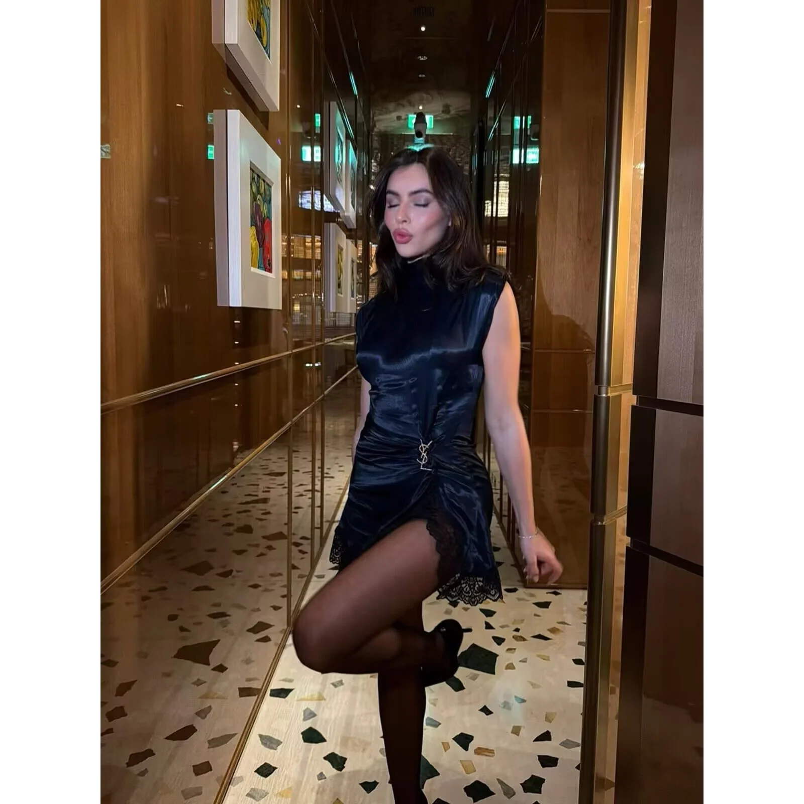 ชุดเดรสผ้าซาติน BSAY เสื้อผ้าแฟชั่นผู้หญิง ซิปหลัง แต่งลูกไม้ ผ่าข้าง เซ็กซี่ เหมาะสำหรับใส่ไปไนต์คลับ มินิเดรส สไตล์ฝรั่งเศส ชิค สำหรับงานกลางคืน