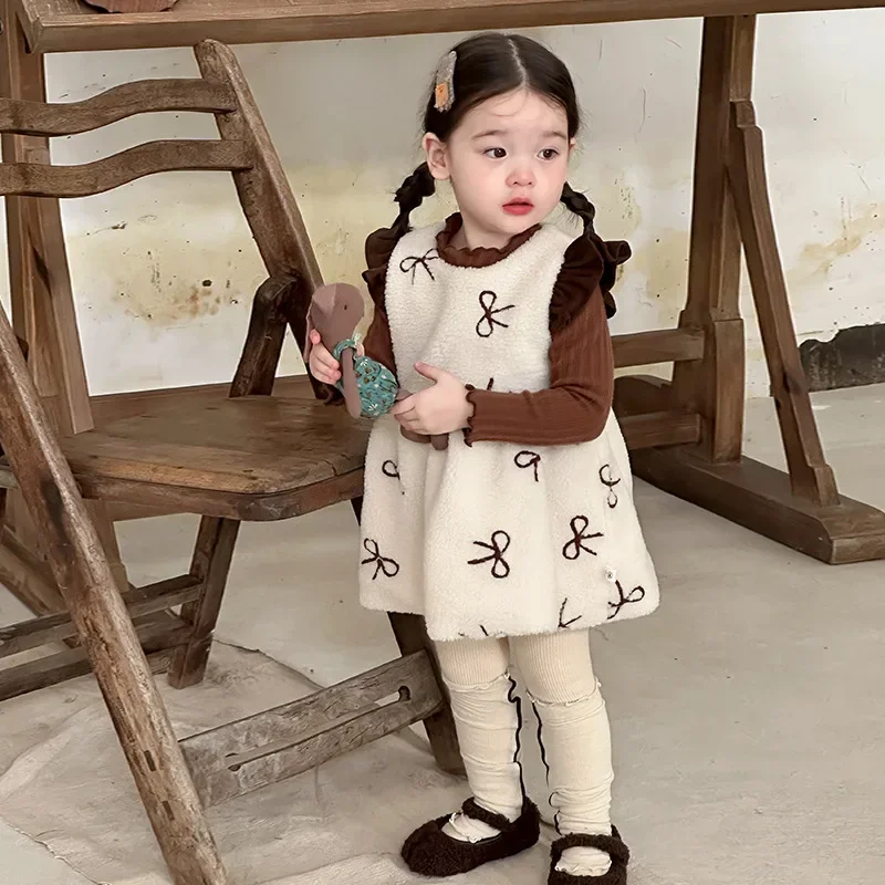 

Girls Suit Autumn and Winter New Childrens Korean Velvet Vest Butterfly knot Princess Skirt Undershirt Top Two-piece Set