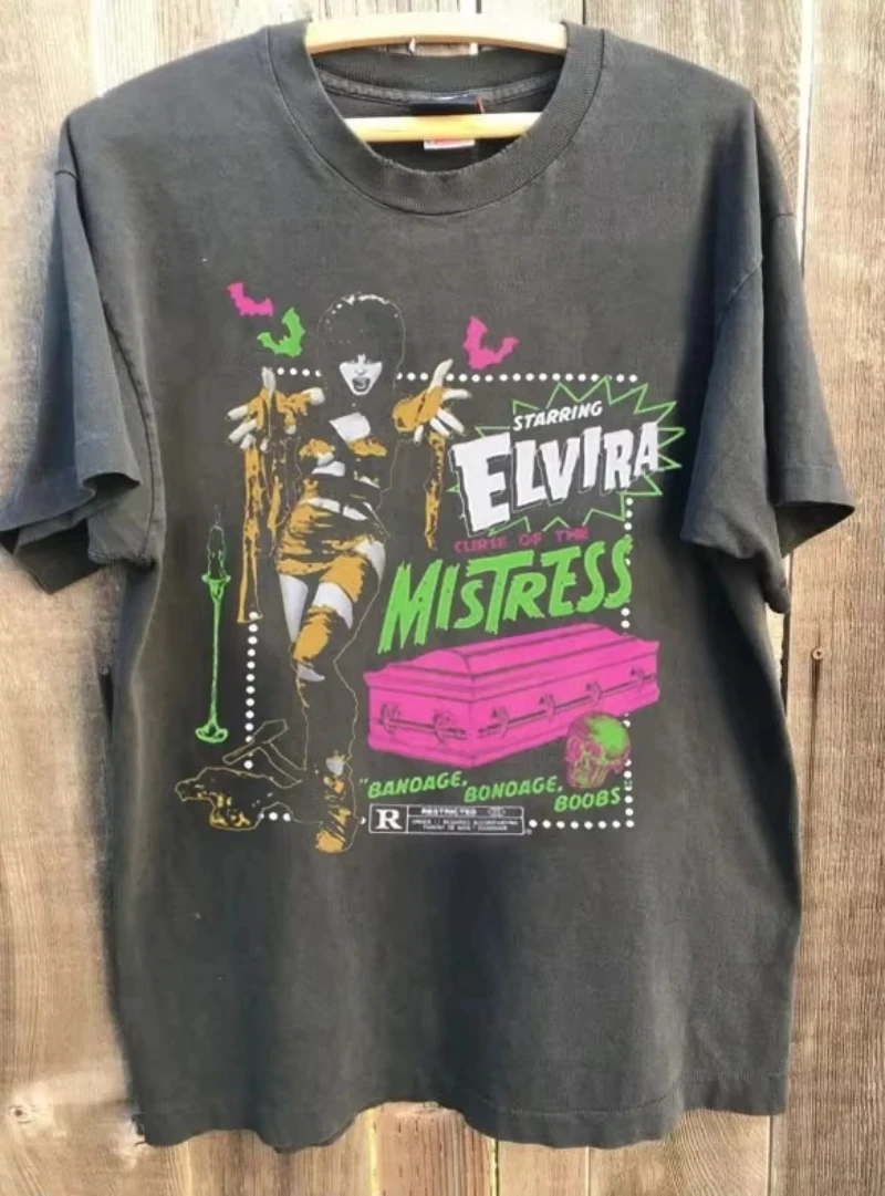Camiseta unisex gris carbón, camiseta para hombre, camiseta Elvira Mummy Curse, diseño raro