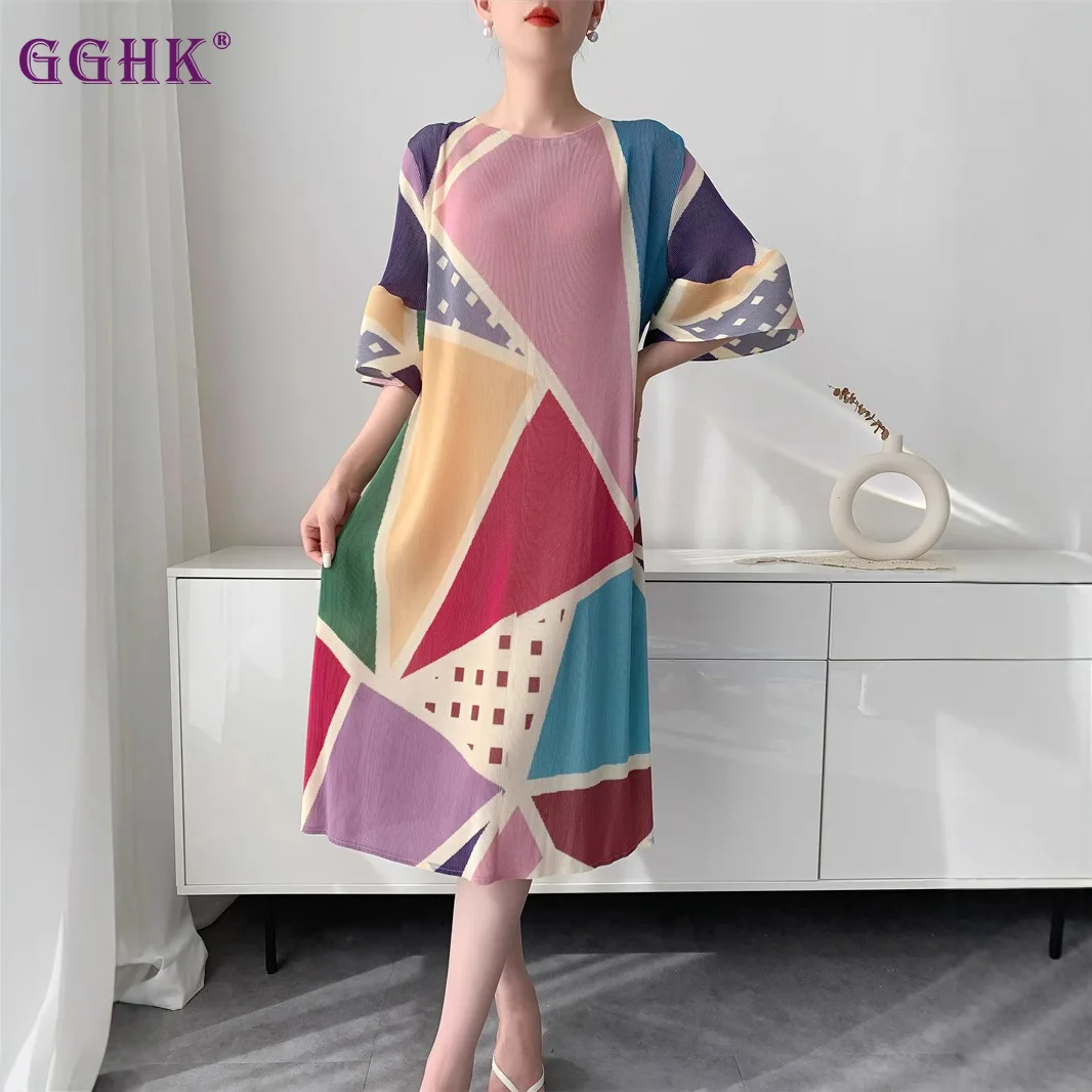 

GGHK Loose Plus Size Women Dress with Retro Geometric Pattern Design Fashionable and Casual Women Dress 2025 Summer New Dress
