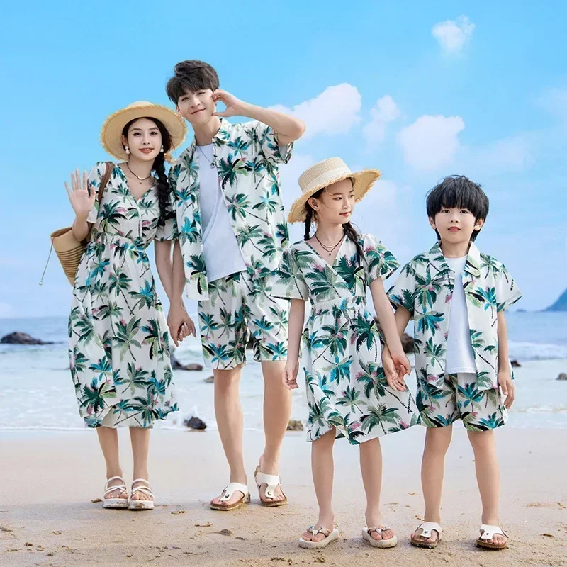 Vacation Couple Look Parent-childClothing Mom Daughter Dress Dad Son Outfits Beach Clothes for Sister Brother Family Matching