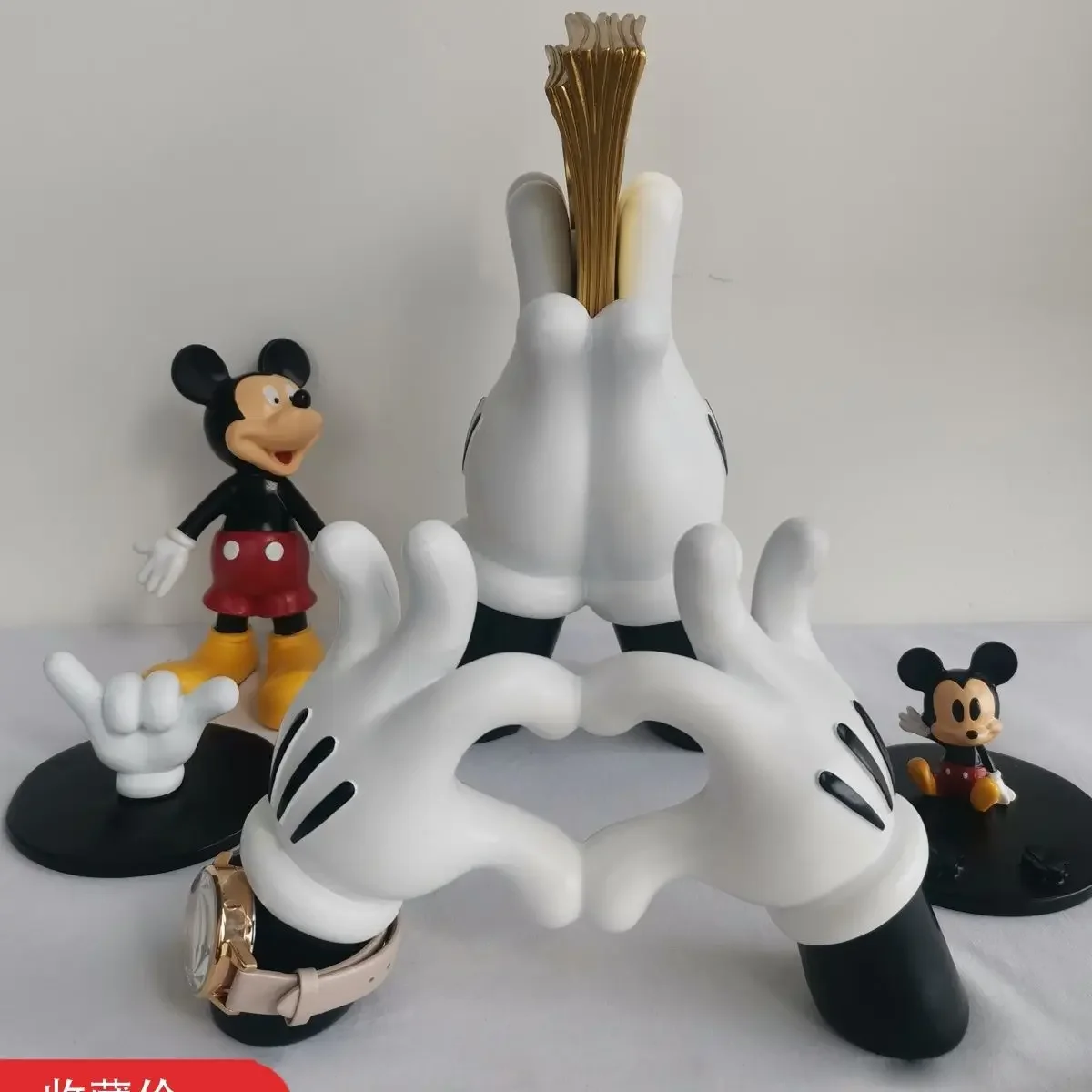 Disney Mickey Mouse Hand With Love Heart Table Decoration Home Decor Decorations Collection Ornaments Model Figure Gifts Toys