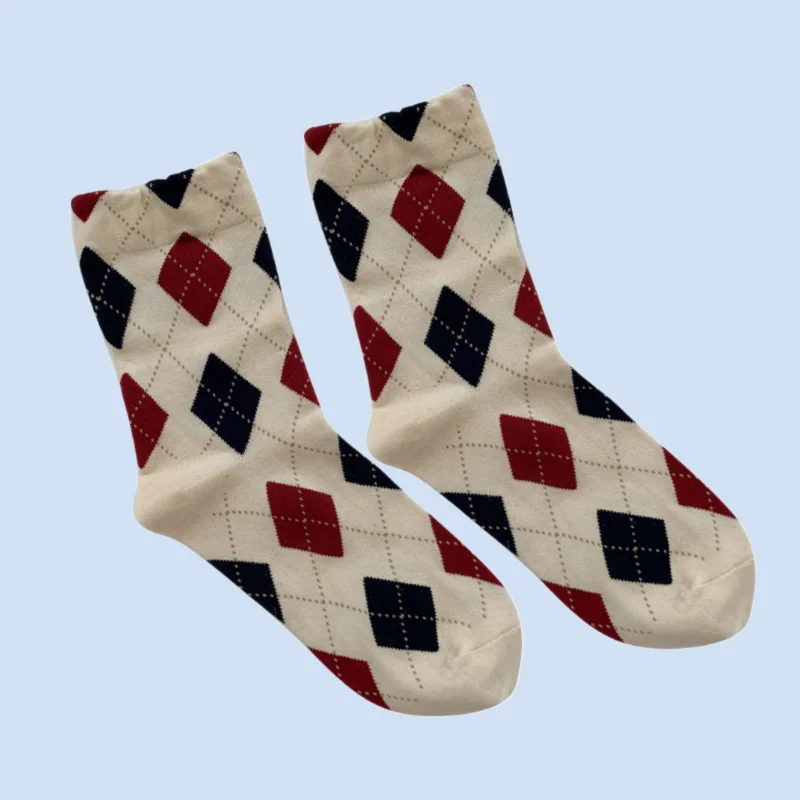 

3/6 Pairs New Korean College Style Plaid Socks Women Autumn and Winter New Middle Tube Socks Japanese Diamond Cotton Socks