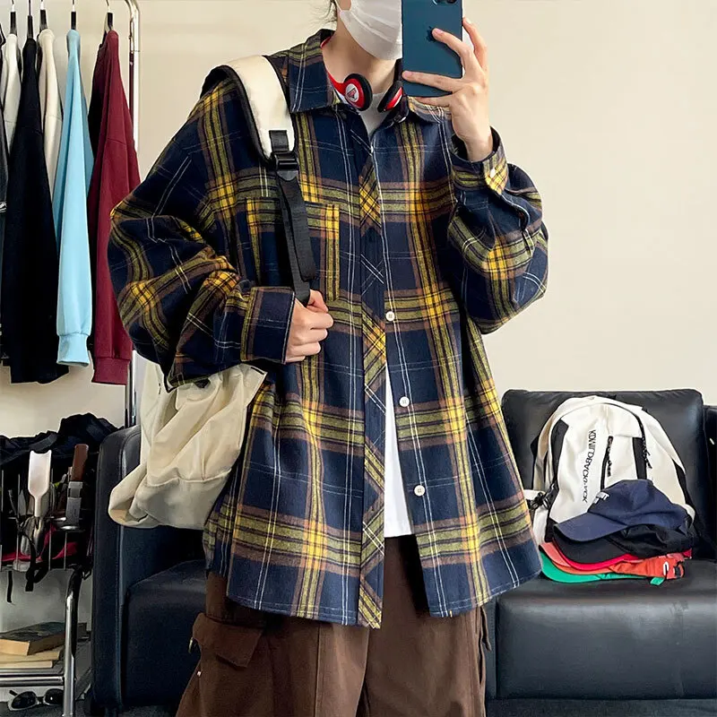 

Oversized Long Sleeved Shirt Men Retro Plaid Shirt Men Japanese Streetwear Loose Casual Shirt Mens Vintage Shirts Plus Size 5XL