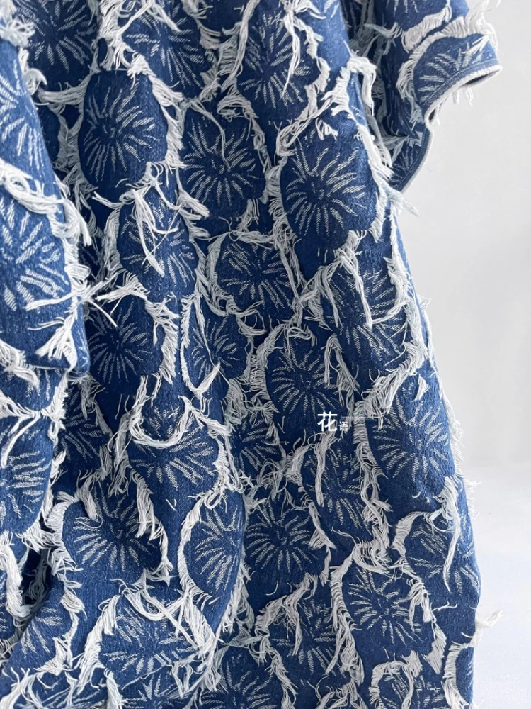 

Стираная джинсовая жаккардовая ткань с бахромой для креативных юбок, ручная работа, дизайнерская одежда «сделай сам», ткань для шитья «сделай сам», материал на метр