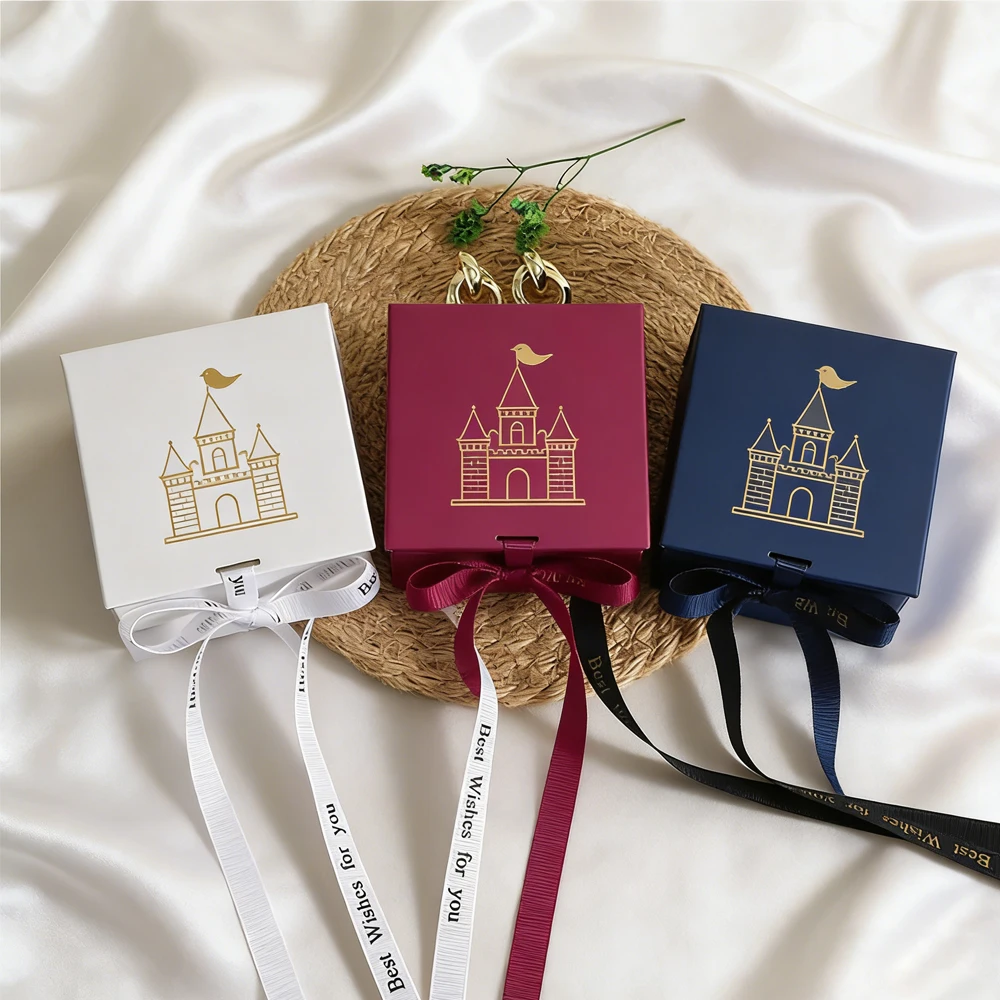 

Custom Logo 9.3×9.5×3.5cm Jewelry Packaging Box With Ribbon Earrings Rings Bracelet Parfum Stud Pendant Necklace Organizer Case